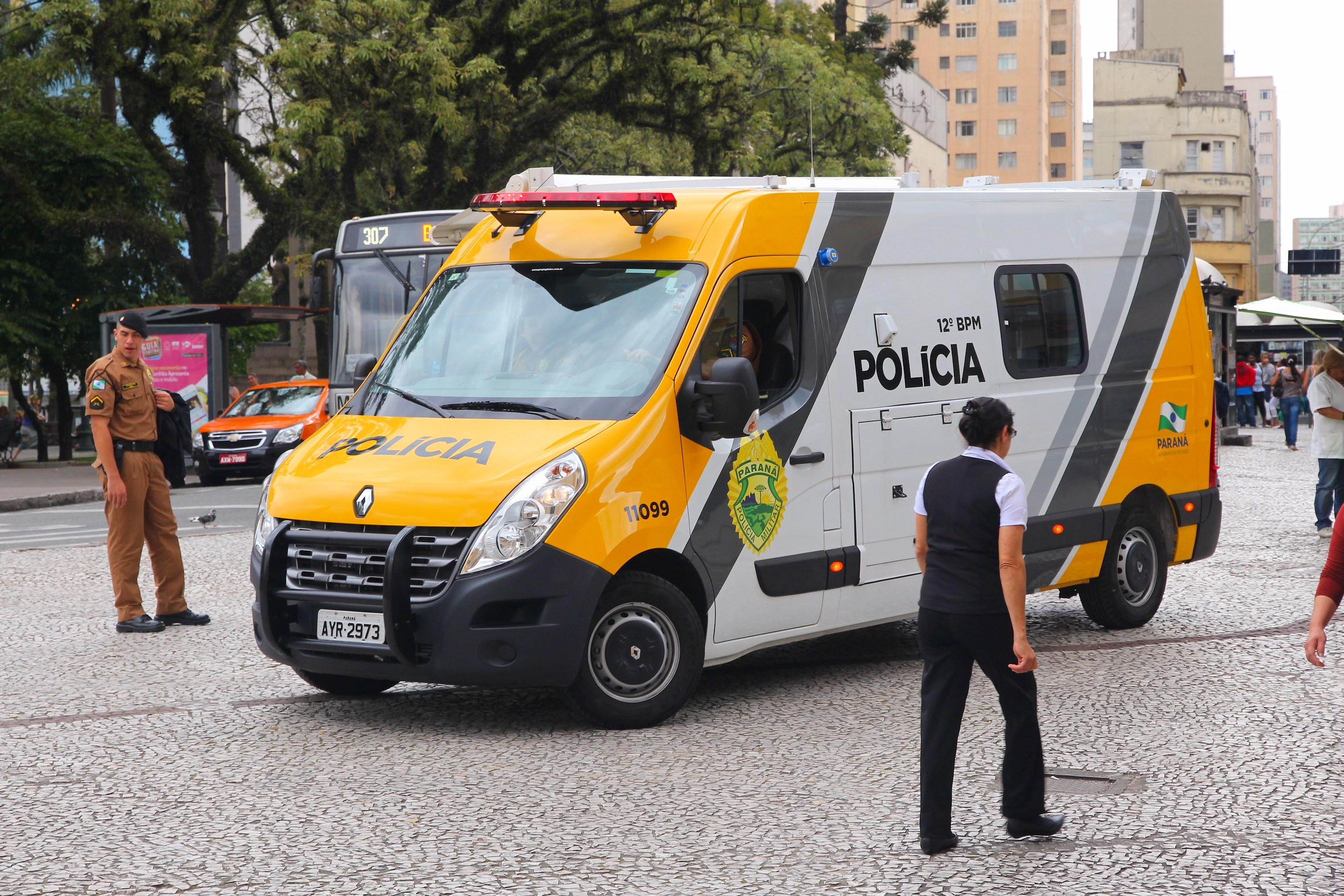 Man killed by police after holding 13 kids hostage at knifepoint in Brazilian school