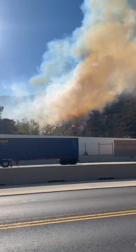 Wildfire near Getty Center turns 405 Freeway into LA rush hour nightmare