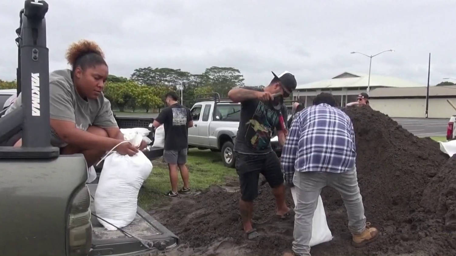 Hawaii bracing for impact from Hurricane Nolo